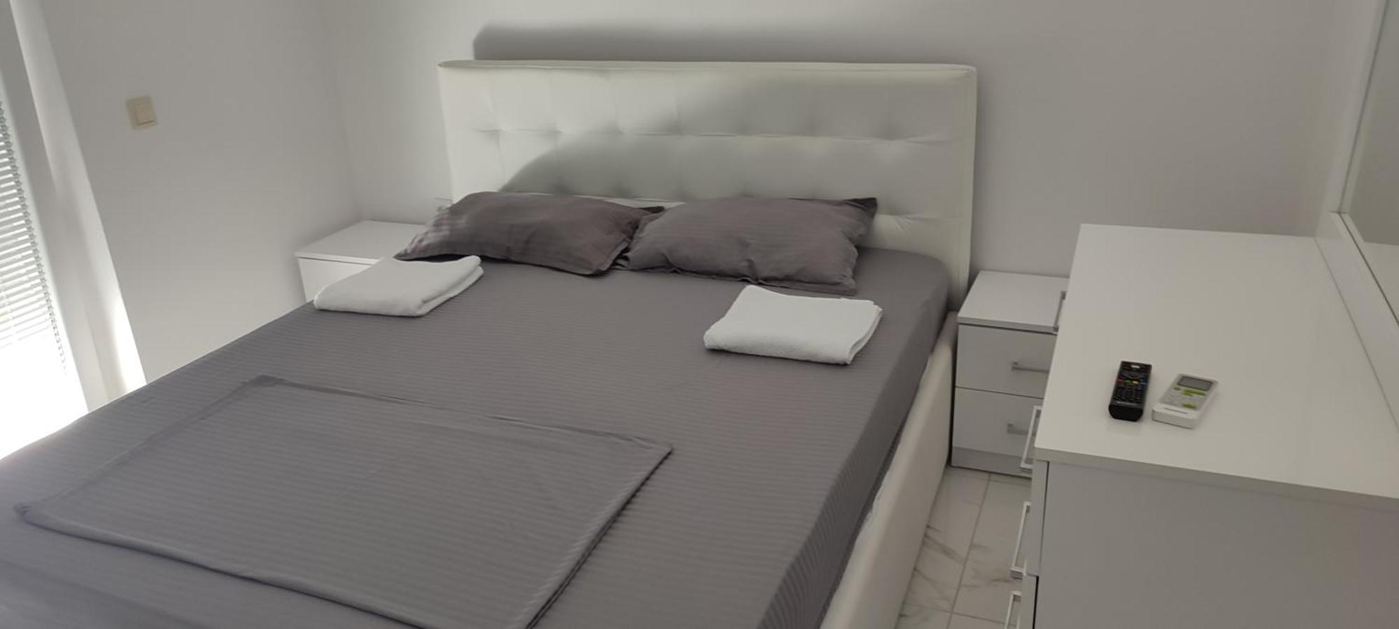 Golem Apartment Bagian luar foto