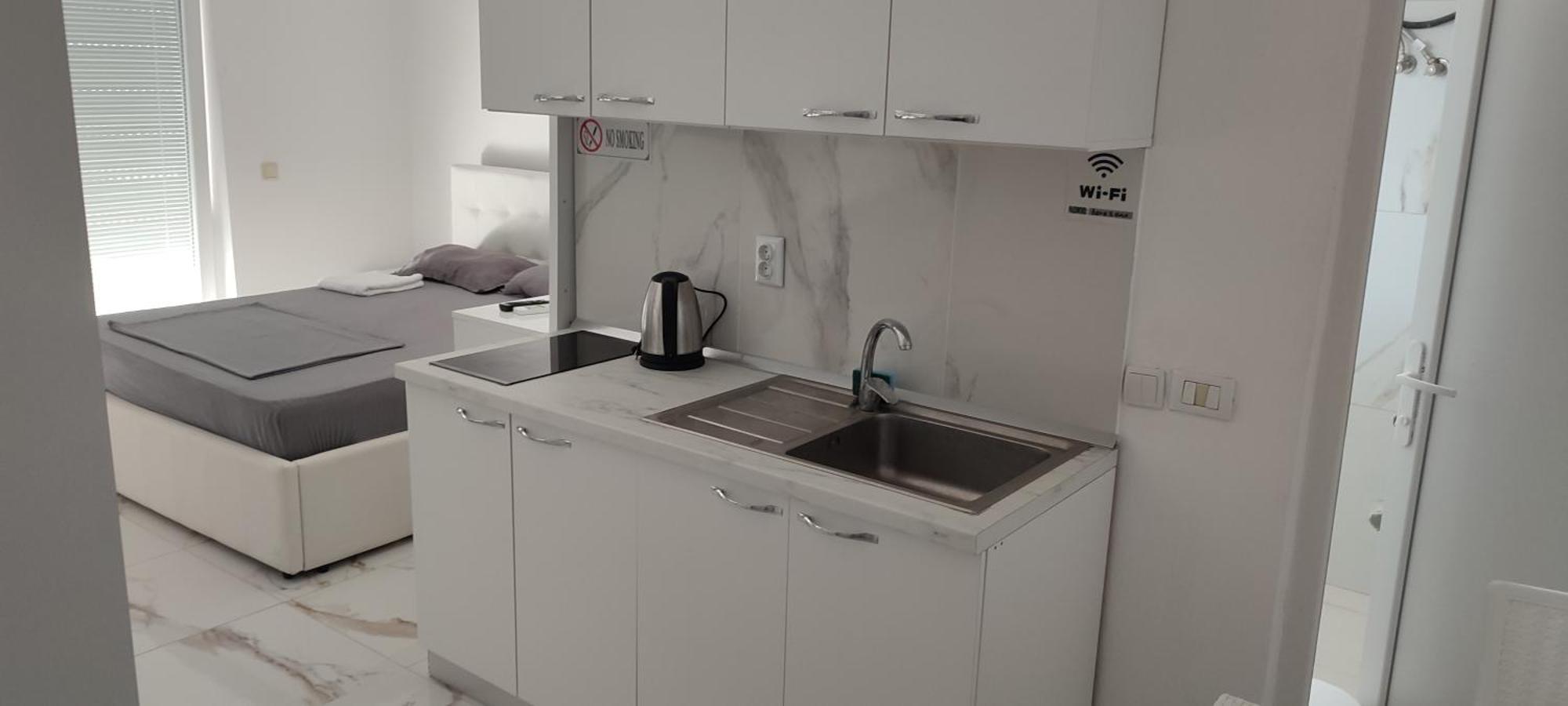 Golem Apartment Bagian luar foto