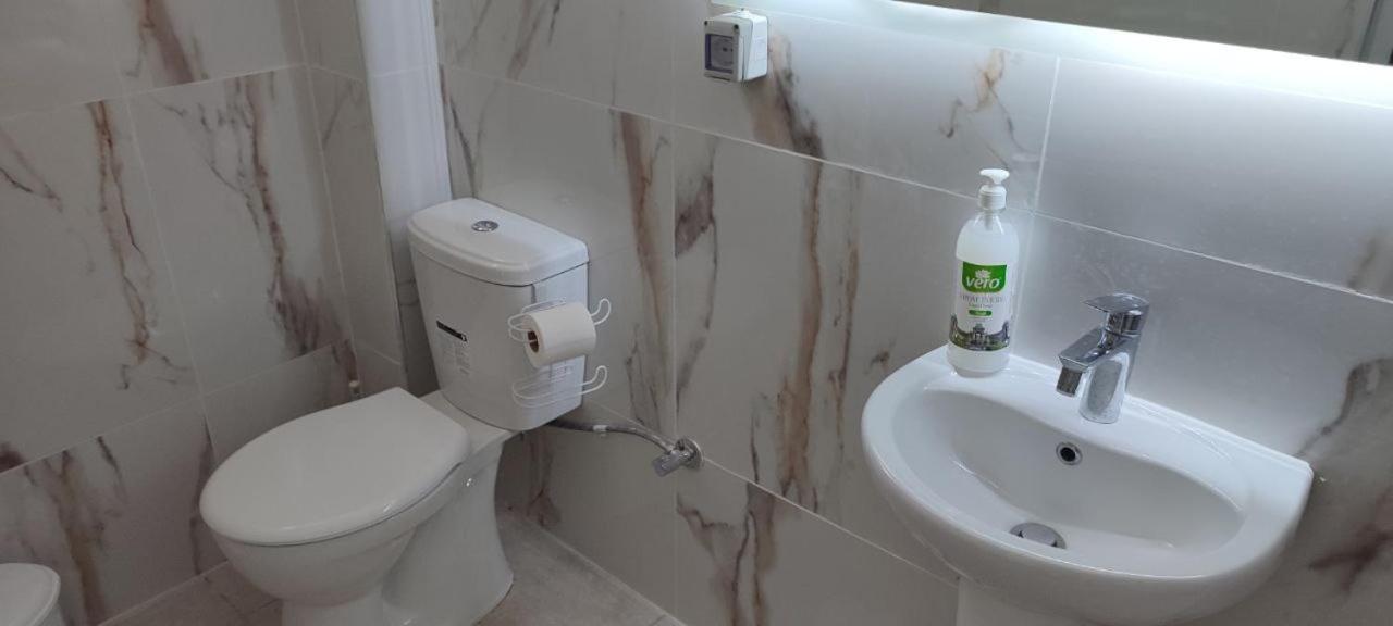 Golem Apartment Bagian luar foto